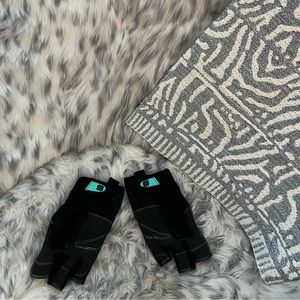 West Marine sailing gloves